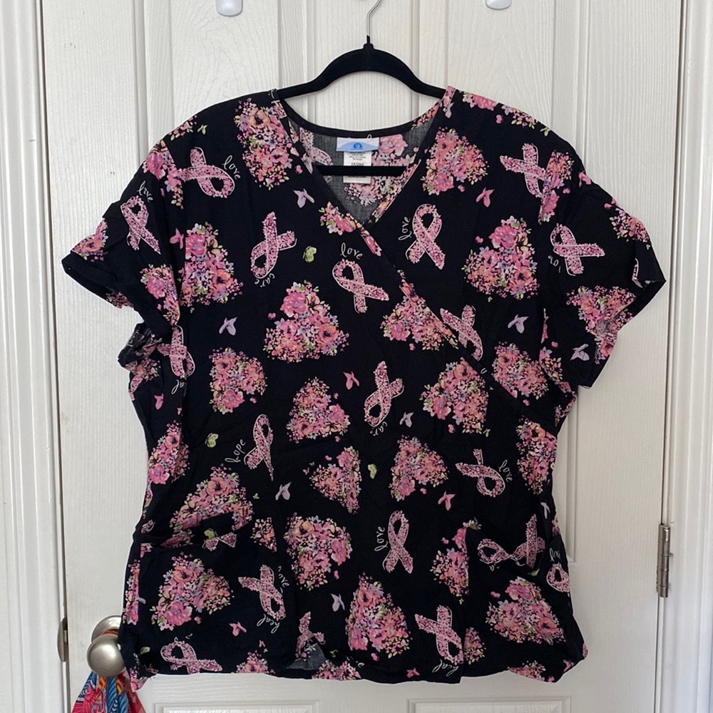 SB Breast Cancer Scrub Top.